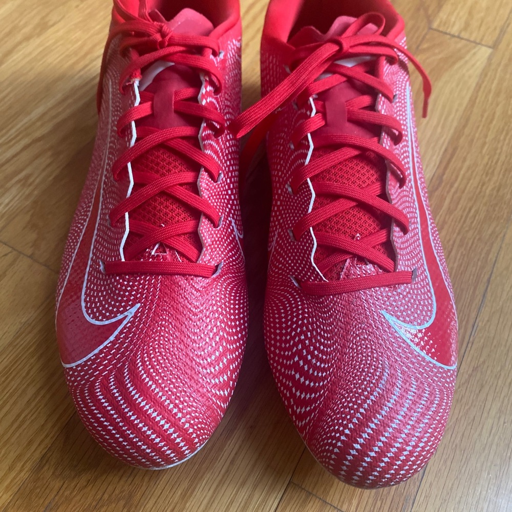 Nike men’s football cleats size 12. New!